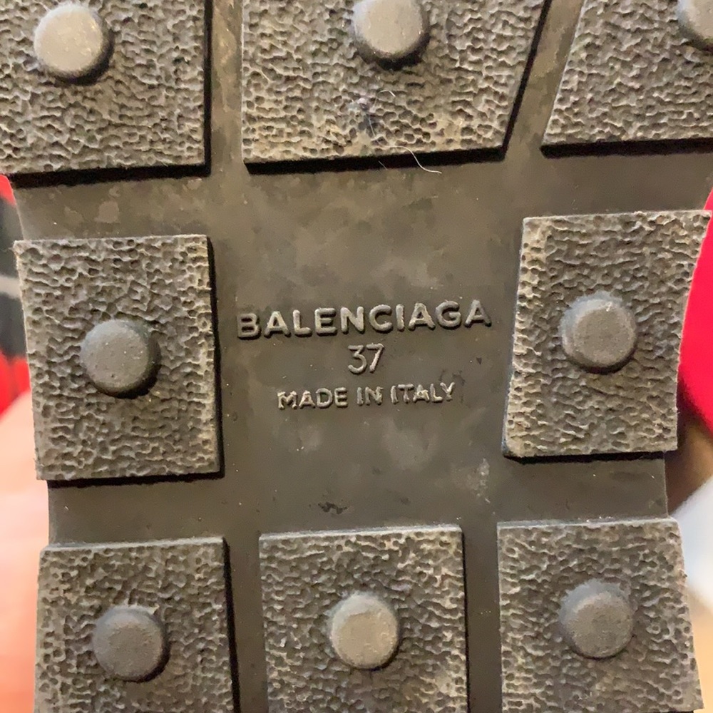 LIGHTLY WORN BALENCIAGA RACE RUNNERS. - Picture 6 of 6